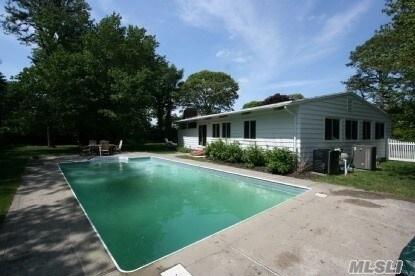 Building Photo - 38 White Oak Ln