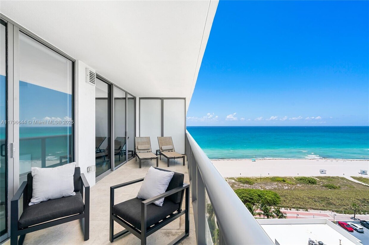 Foto principal - 5875 Collins Ave