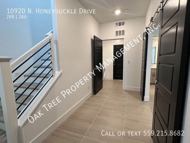 Foto del edificio - 10920 N Honeysuckle Dr