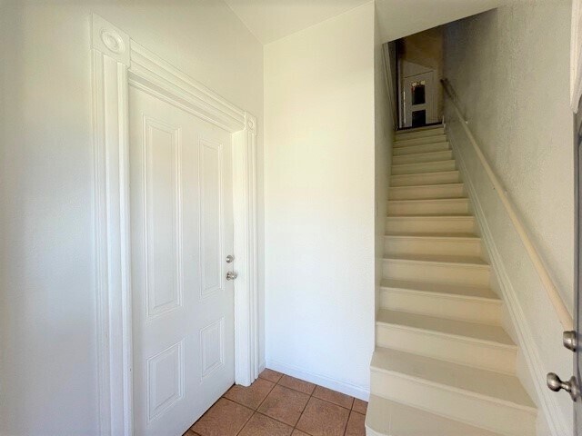 Foto del edificio - 1225 E 18th St