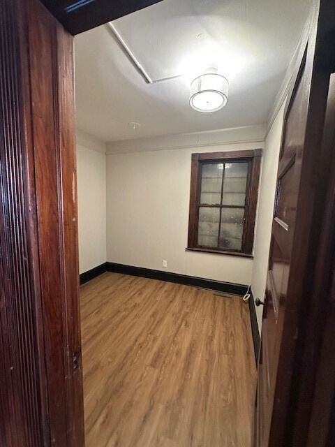 Foto del edificio - 945 Broadway