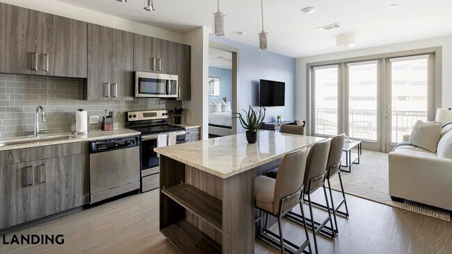 Building Photo - 101 S Center St