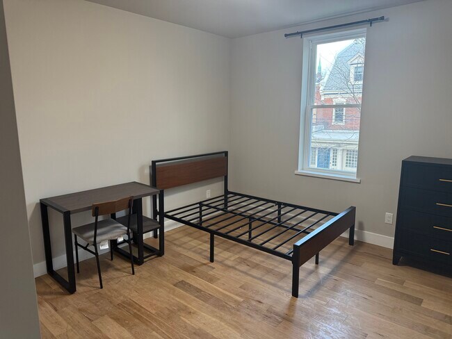 Foto del edificio - 3703 Powelton Ave