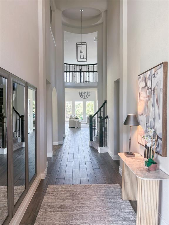 Building Photo - 2001 Limestone Lake Dr