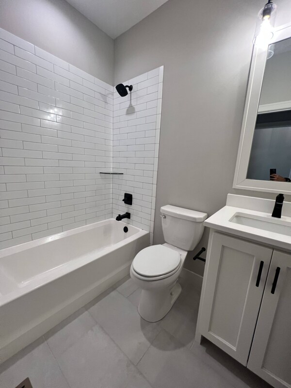 Building Photo - 1505 SW Heartwood Dr