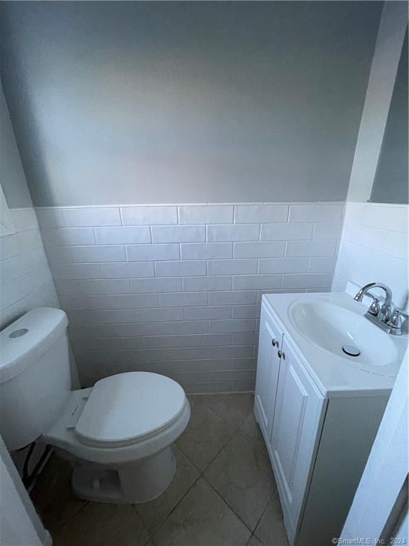 Building Photo - 34 Woodland Pl