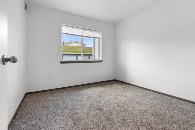 Foto del edificio - Split Rock Village Apartments & Townhomes