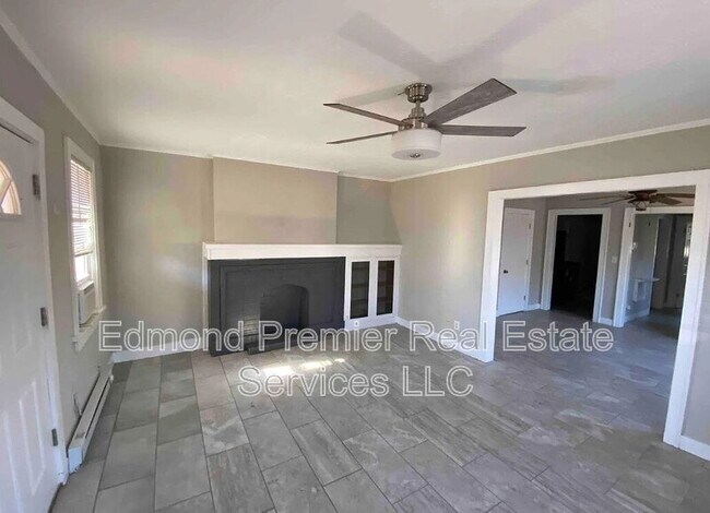 Foto del edificio - 1003 NE 17th St