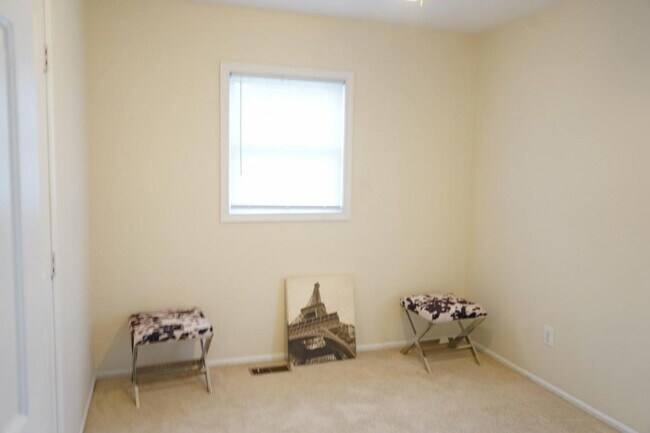 Foto del edificio - 5074 Blenny Ct