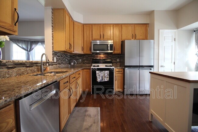 Foto del edificio - 2562 Sylvan Moor Ln