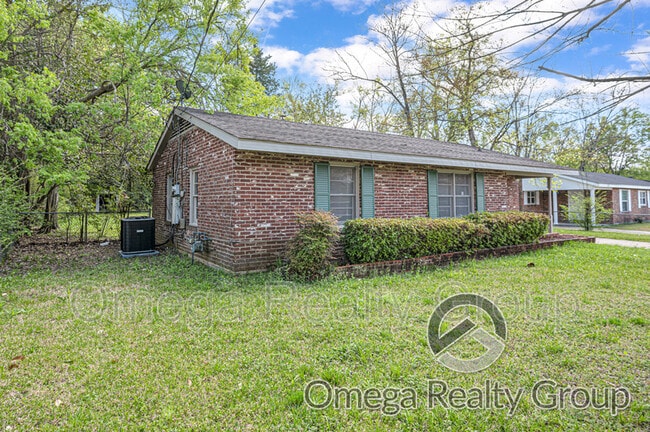 Building Photo - 3241 Elsberry Rd