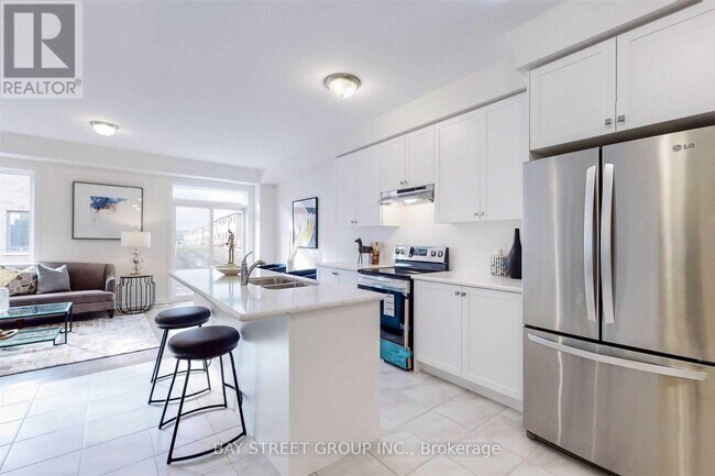 Building Photo - 83 Boiton St