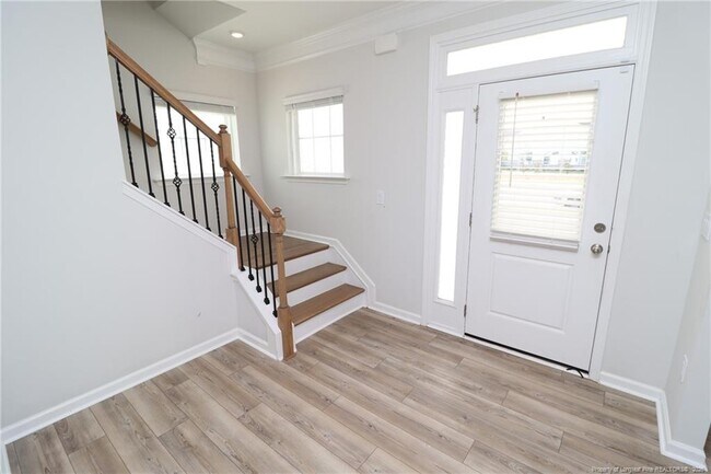 Building Photo - 212 Breeders Cup Way