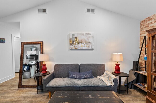 Foto del edificio - 413 Lockland Dr