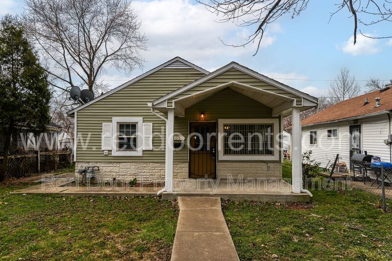 Primary Photo - 3030 N Olney St
