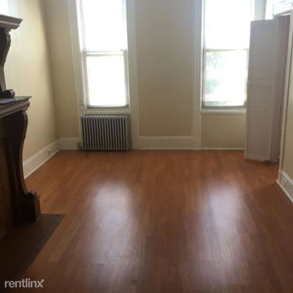 Building Photo - 1259 Madison St