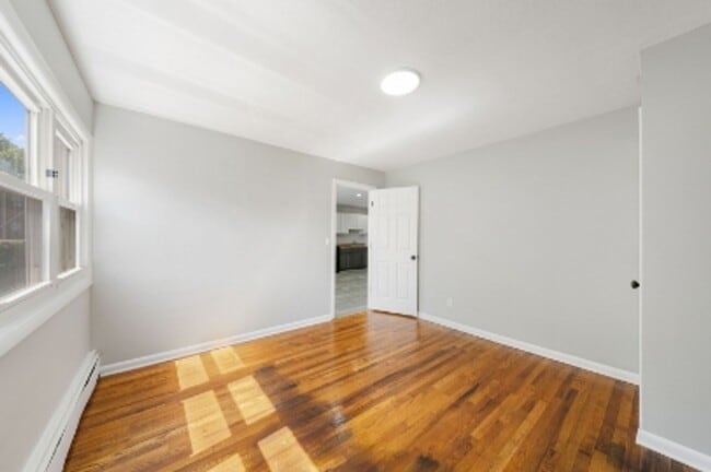 Building Photo - 1213 Roselle St