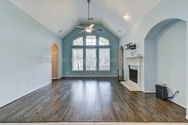 Foto del edificio - 2603 Deerwood Heights Ln