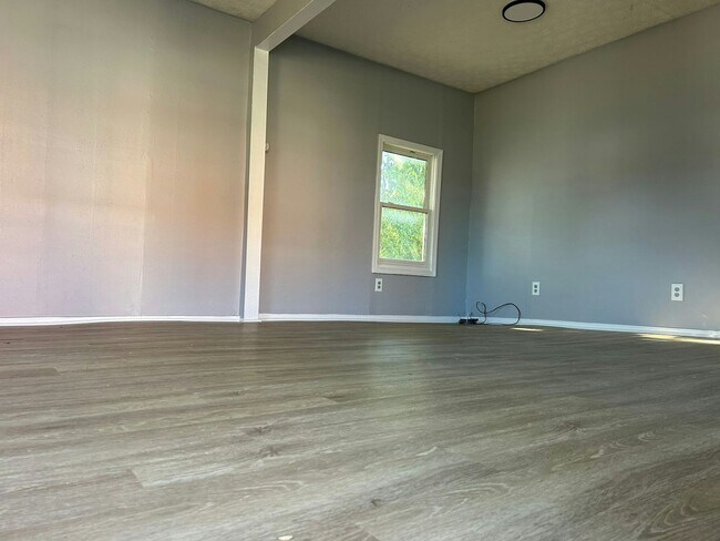 Foto del edificio - 624 S Clay St