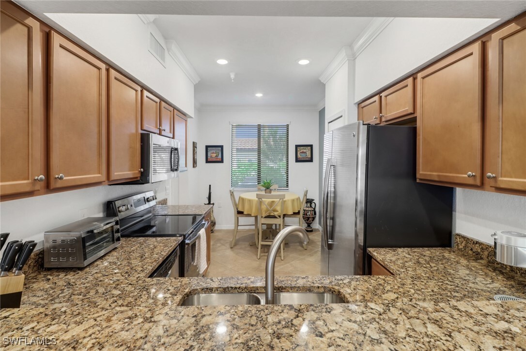 Primary Photo - 9560 Trevi Ct