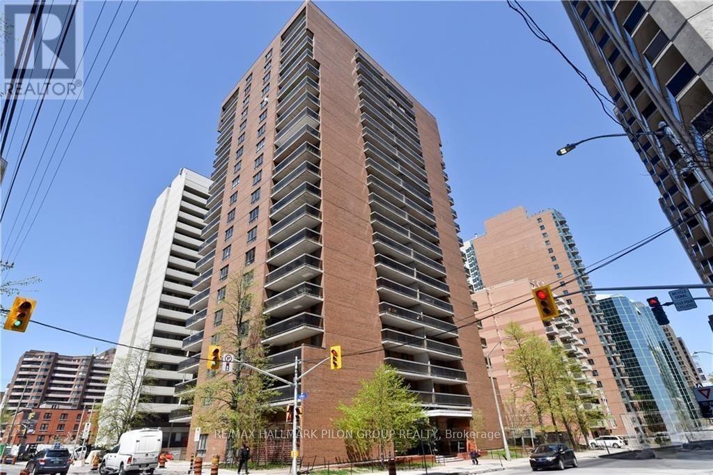 Photo principale - 475-1475 Laurier Ave W
