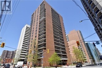 Building Photo - 475-1475 Laurier Ave W