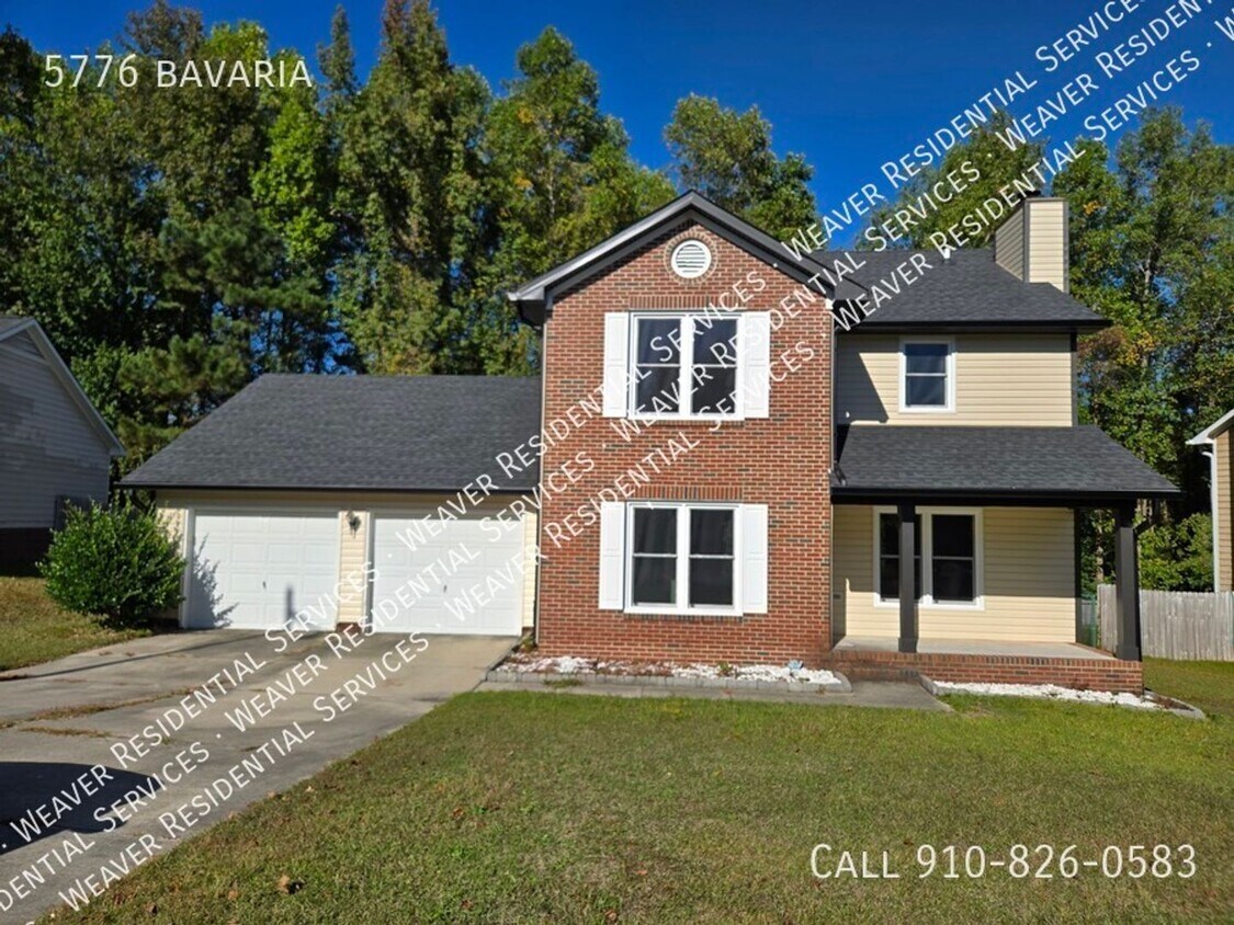 Primary Photo - Cute Two Story in Fayetteville!
