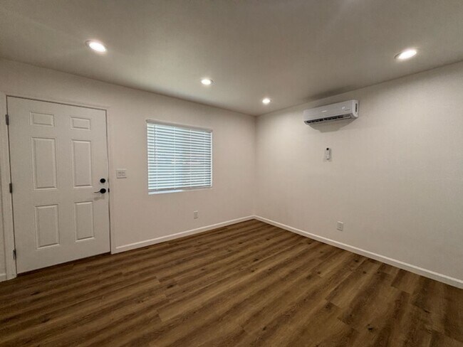 Foto del edificio - 942 W El Morado Ct
