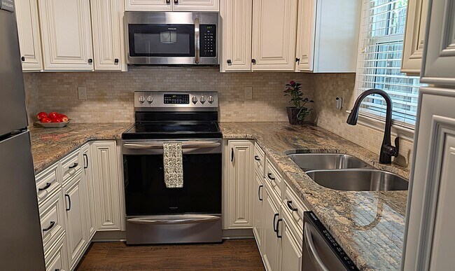 Foto del edificio - 11531 Jade Ln SE