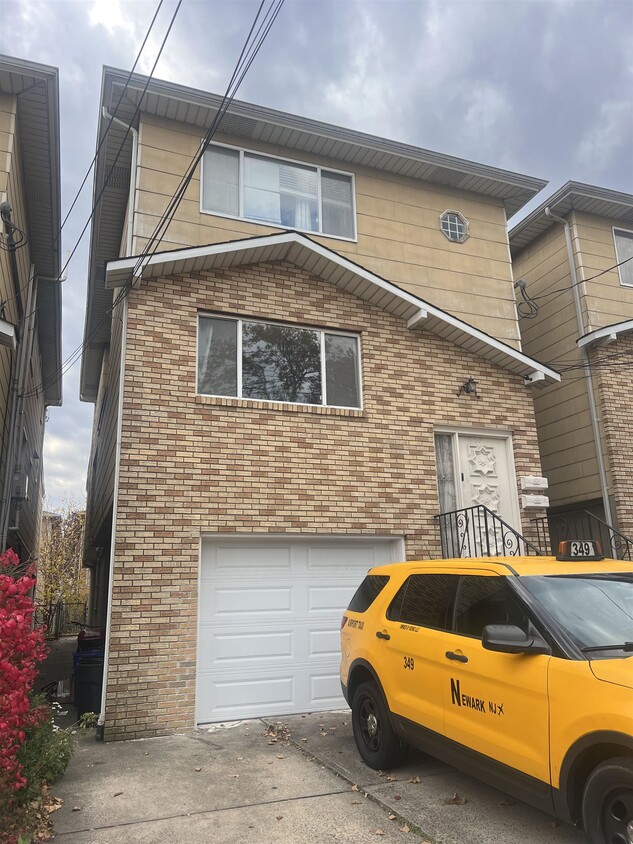 Foto del edificio - 607 Sussex St