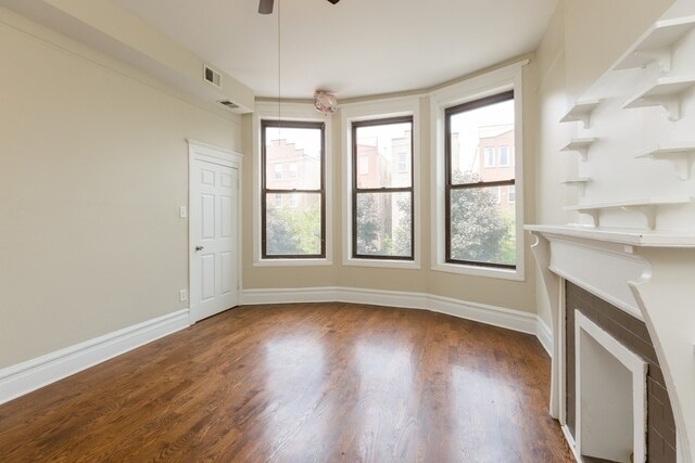 Building Photo - 2445 W Harrison St