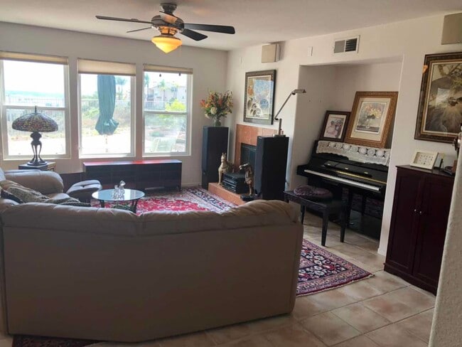 Espacio de vida compartido - 10157 Fabled Waters Ct