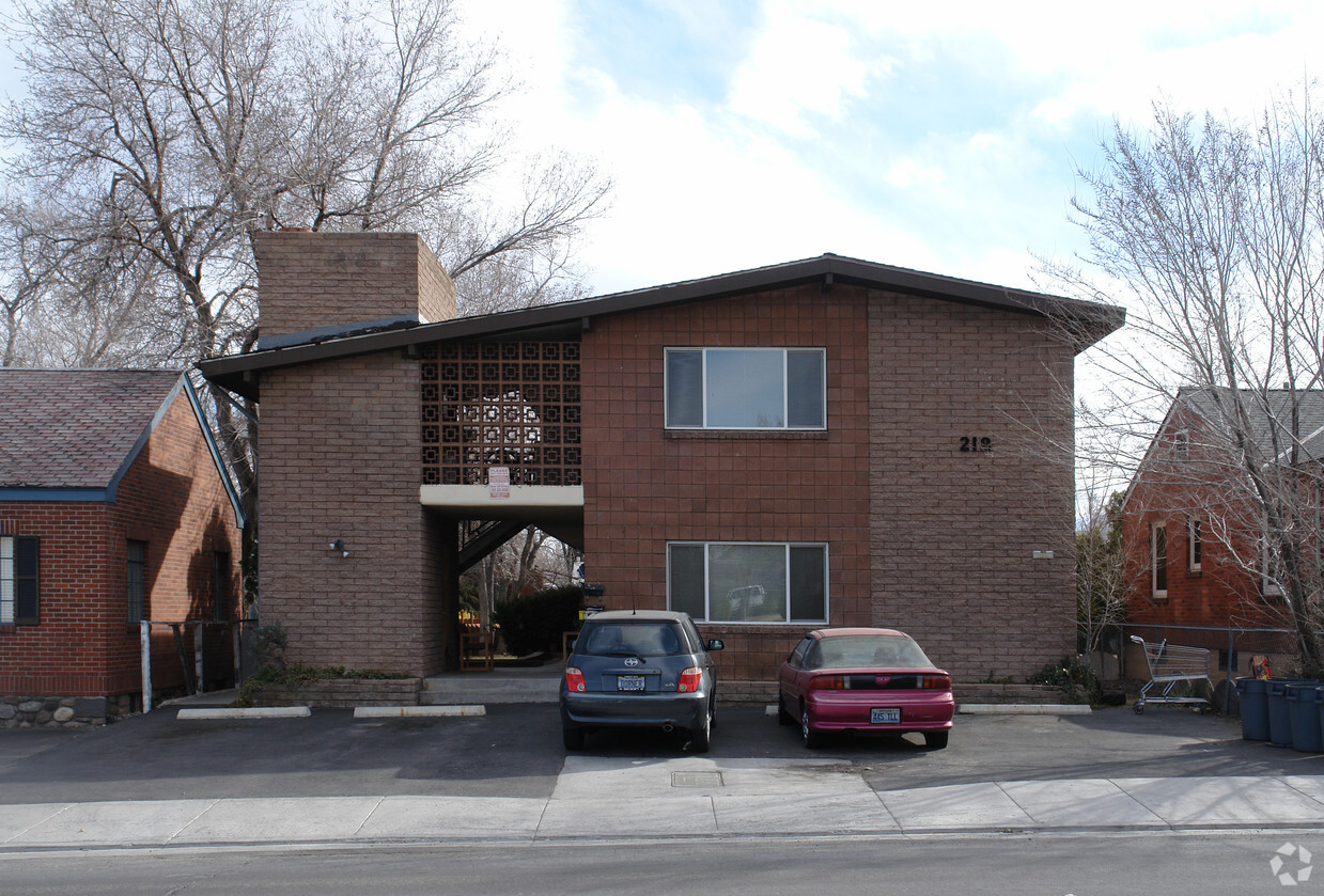 Foto principal - 218 Mt Rose St