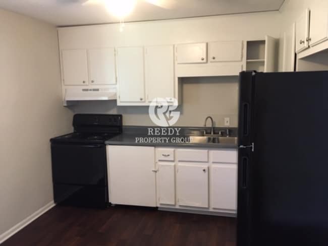 Foto del edificio - 105 E Terrace Dr