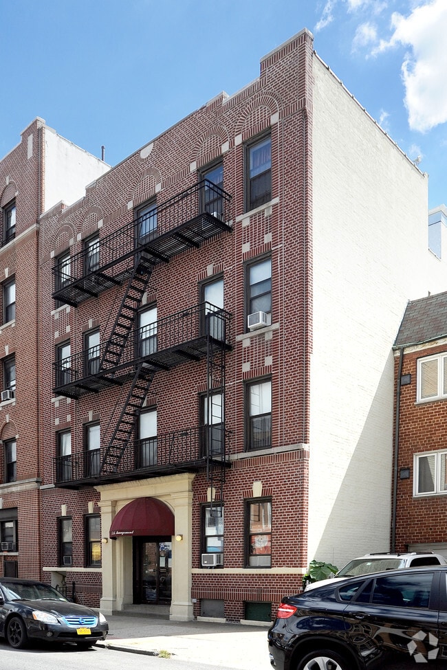 Primary Photo - 30-17 34th St Primary Photo - 30-17 34th St