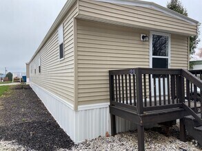 Building Photo - 450 Ridge Rd
