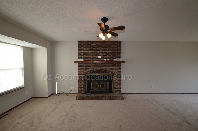 Foto del edificio - 13001 S Conway Ct