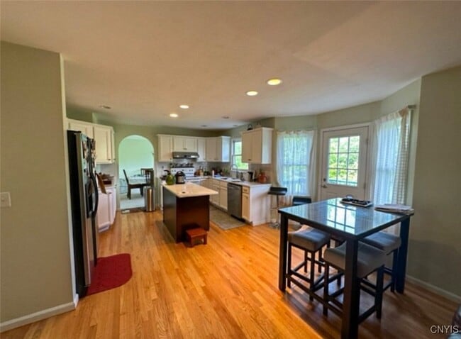 Foto del edificio - 4956 Tinderbox Cir