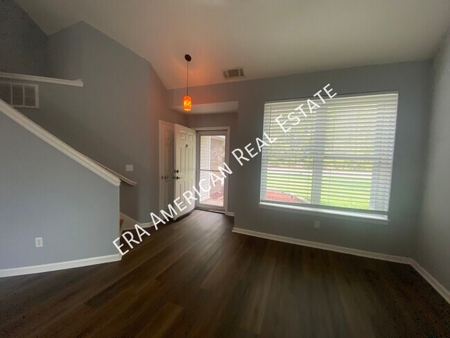 Building Photo - 104 Northern Pine Rd