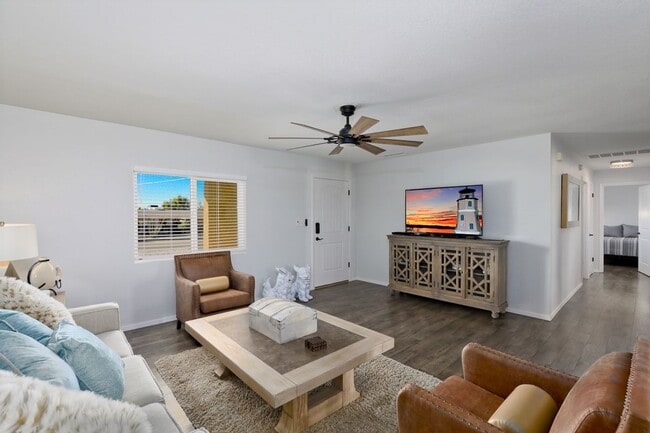 Building Photo - 2265 Malahini Dr