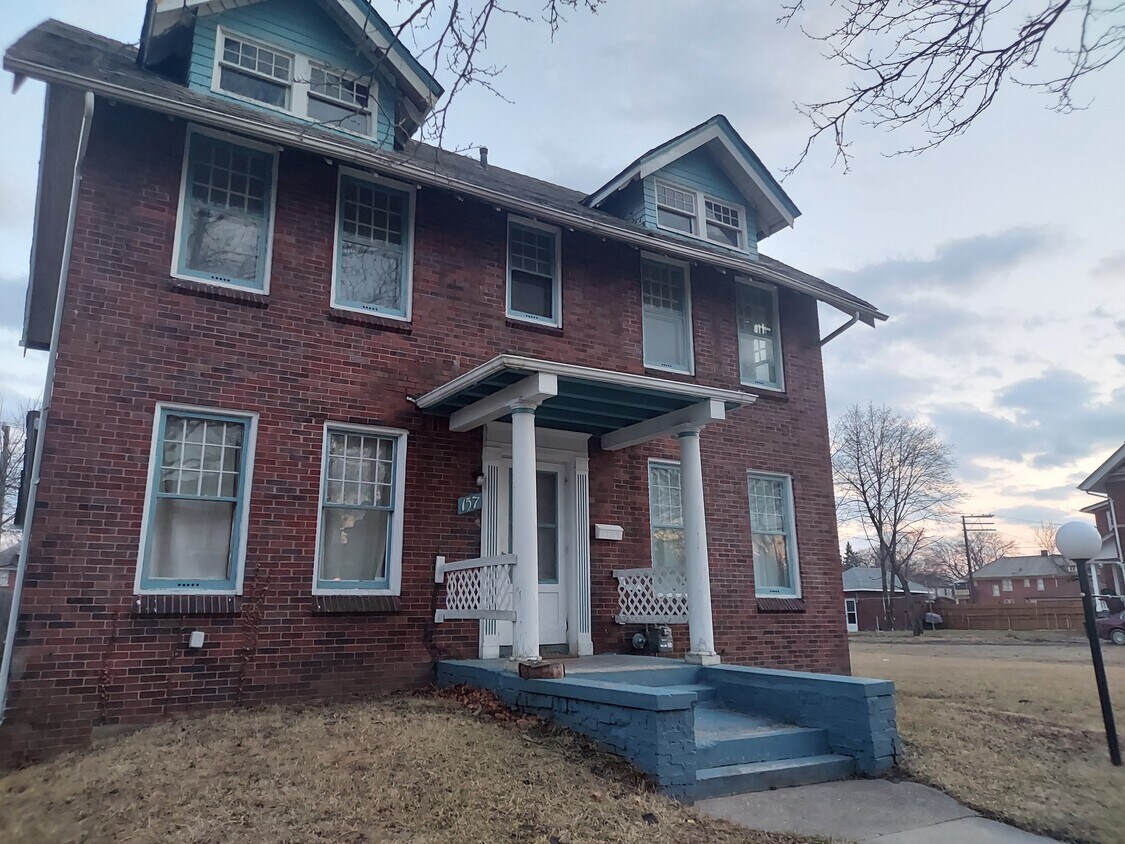 Foto principal - 157 Monterey St