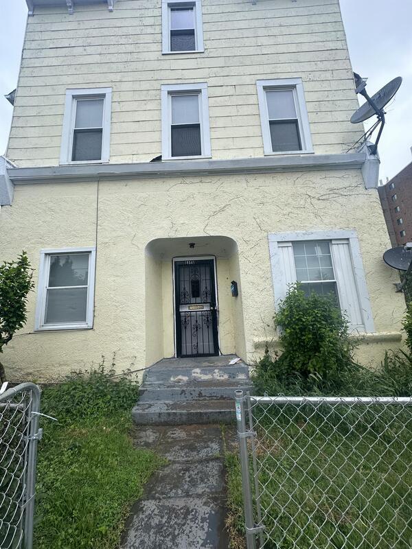 Foto del edificio - 668 E 106th St