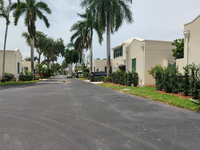 Foto del edificio - 17276 Bermuda Village Dr