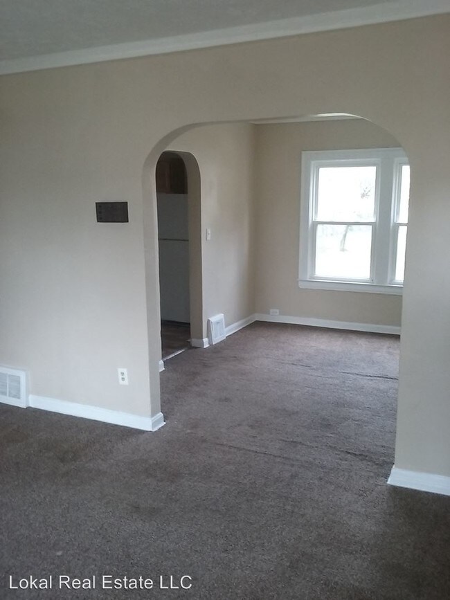 Building Photo - 12014 Longmead Ave