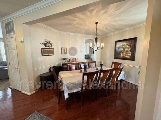 Photo - 6987 Forepond Ct House