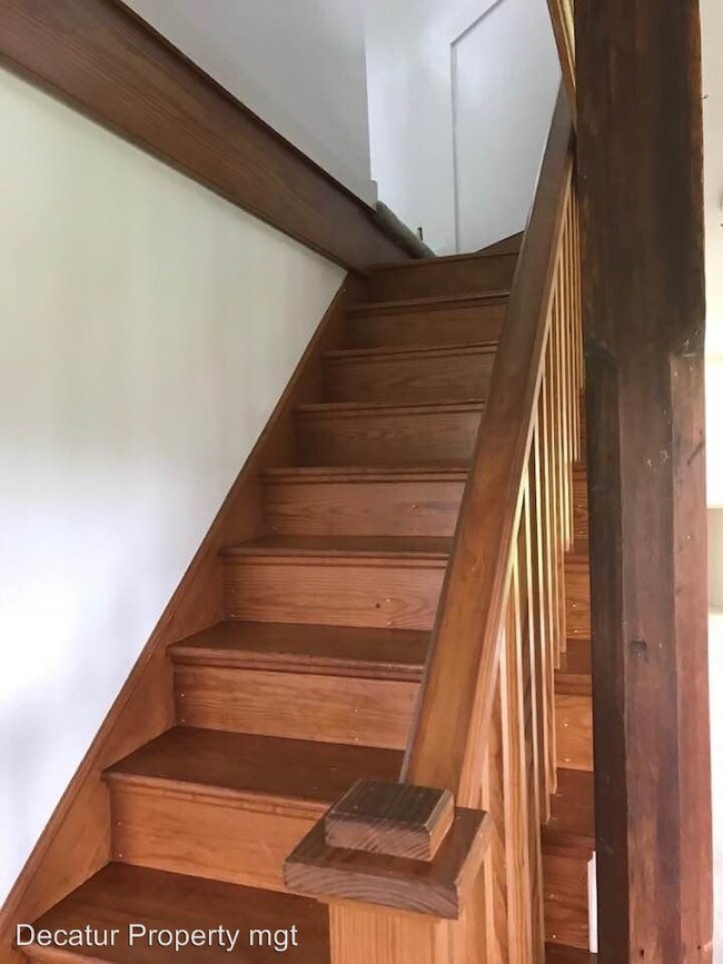 Building Photo - 3 br, 1 bath House - 141 Harlequin Ln