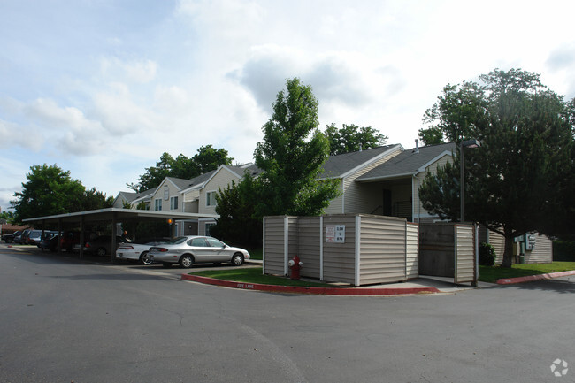 Building Photo - Greenfield Apartments