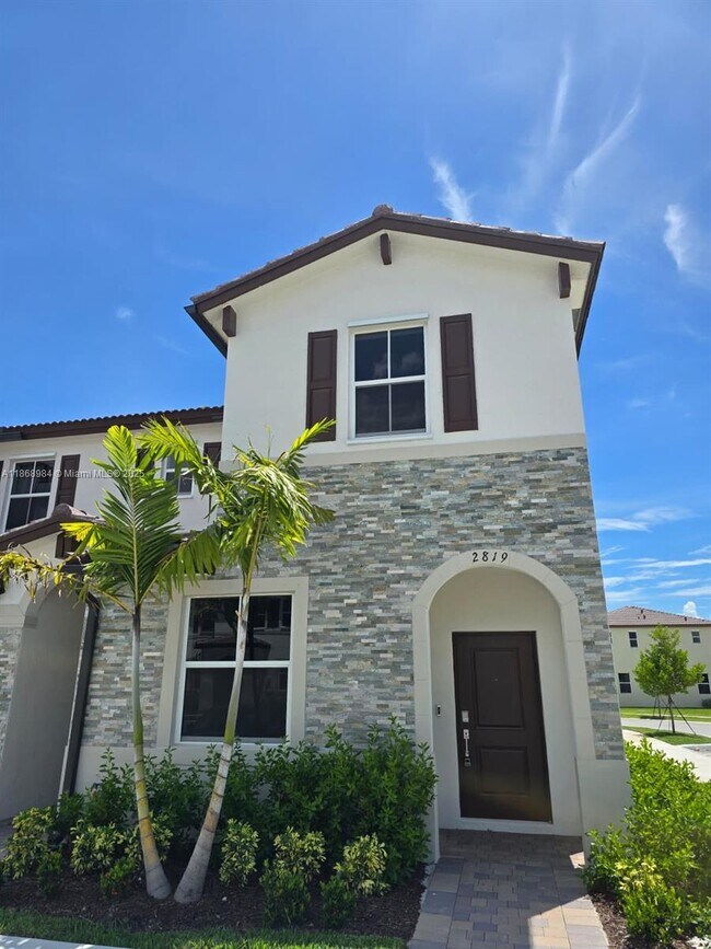 Foto del edificio - 2819 SE 26th Ave