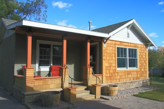 Building Photo - 2-422 N 5th St