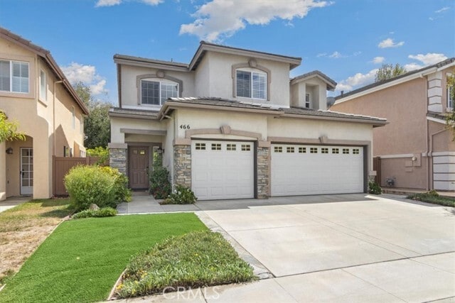 Foto del edificio - 466 Fallbrook Ave